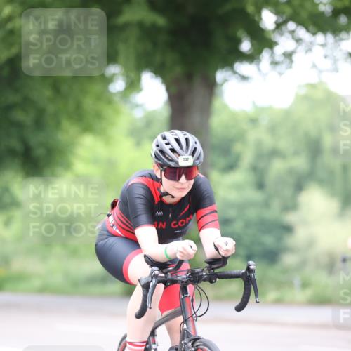 15.06.2025 - 7 Türme Triathlon Yannick Fuchs http://msf.ph/oto/7988113 15.06.2025 11:44:05 Radfahren 204, 232, 233 meine-sportfotos.de