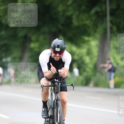15.06.2025 - 7 Türme Triathlon Yannick Fuchs http://msf.ph/oto/7988209 15.06.2025 11:44:13 Radfahren 204, 278, 341 meine-sportfotos.de
