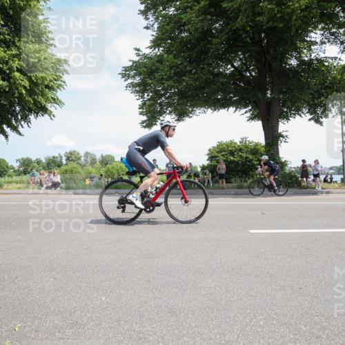 15.06.2025 - 7 Türme Triathlon Yannick Fuchs http://msf.ph/oto/7988229 15.06.2025 12:53:00 Radfahren 241, 591, 608, 653, 661 meine-sportfotos.de