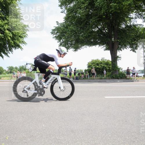 15.06.2025 - 7 Türme Triathlon Yannick Fuchs http://msf.ph/oto/7988272 15.06.2025 12:53:16 Radfahren 341, 373, 470 meine-sportfotos.de
