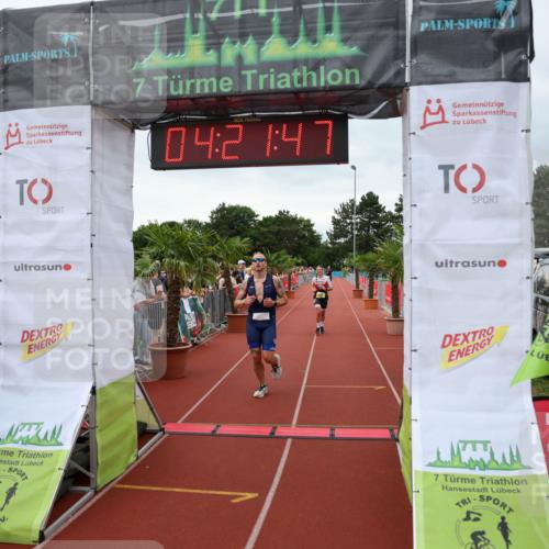 15.06.2025 - 7 Türme Triathlon Michael Strokosch http://msf.ph/oto/7988274 15.06.2025 14:21:46 Ziel 400, 470, 1126, 1148 meine-sportfotos.de