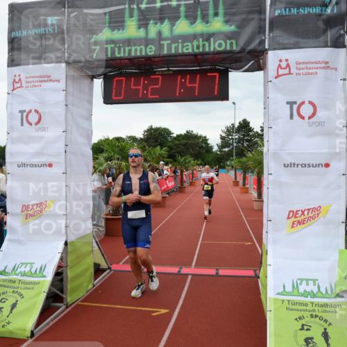 15.06.2025 - 7 Türme Triathlon Michael Strokosch http://msf.ph/oto/7988290 15.06.2025 14:21:47 Ziel 400, 470, 1126, 1148 meine-sportfotos.de