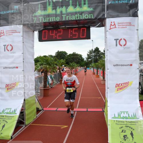 15.06.2025 - 7 Türme Triathlon Michael Strokosch http://msf.ph/oto/7988322 15.06.2025 14:21:49 Ziel 400, 470, 1148 meine-sportfotos.de