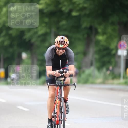 15.06.2025 - 7 Türme Triathlon Yannick Fuchs http://msf.ph/oto/7988345 15.06.2025 11:44:39 Radfahren 247, 289, 317 meine-sportfotos.de