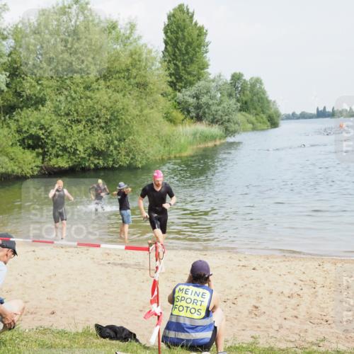 21.06.2025 - 27. Vierlanden-Triathlon MichiJ http://msf.ph/oto/7988352 15.06.2026 09:51:58 Schwimmen 282, 288, 292 meine-sportfotos.de