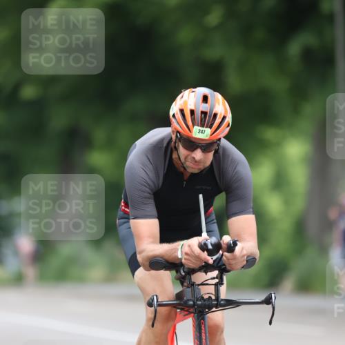 15.06.2025 - 7 Türme Triathlon Yannick Fuchs http://msf.ph/oto/7988356 15.06.2025 11:44:40 Radfahren 247, 317 meine-sportfotos.de