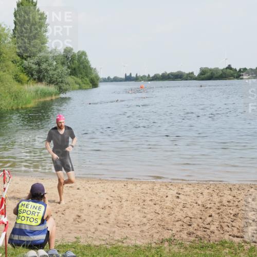 21.06.2025 - 27. Vierlanden-Triathlon MichiJ http://msf.ph/oto/7988385 15.06.2026 09:51:59 Schwimmen 282, 288, 292 meine-sportfotos.de