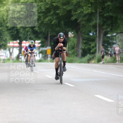 15.06.2025 - 7 Türme Triathlon Yannick Fuchs http://msf.ph/oto/7988395 15.06.2025 11:44:57 Radfahren 202, 242, 255 meine-sportfotos.de