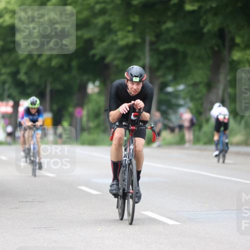 15.06.2025 - 7 Türme Triathlon Yannick Fuchs http://msf.ph/oto/7988420 15.06.2025 11:44:58 Radfahren 202, 242, 255 meine-sportfotos.de