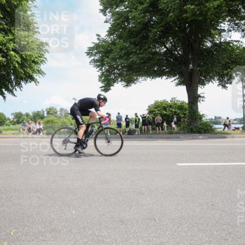 15.06.2025 - 7 Türme Triathlon Yannick Fuchs http://msf.ph/oto/7988441 15.06.2025 12:55:02 Radfahren 331, 436, 473, 626, 634, 940 meine-sportfotos.de
