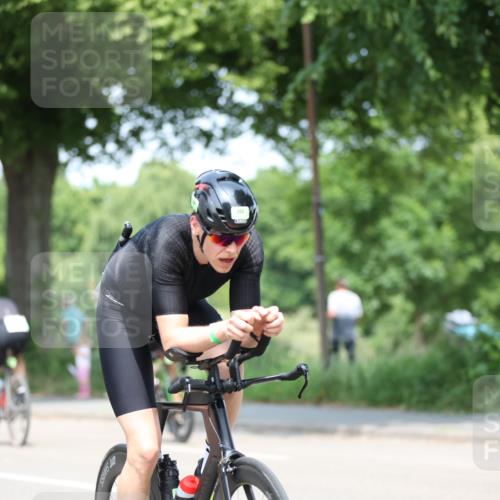 15.06.2025 - 7 Türme Triathlon Yannick Fuchs http://msf.ph/oto/7988554 15.06.2025 13:00:31 Radfahren 200, 252, 402, 461, 879, 945, 963, 1166 meine-sportfotos.de