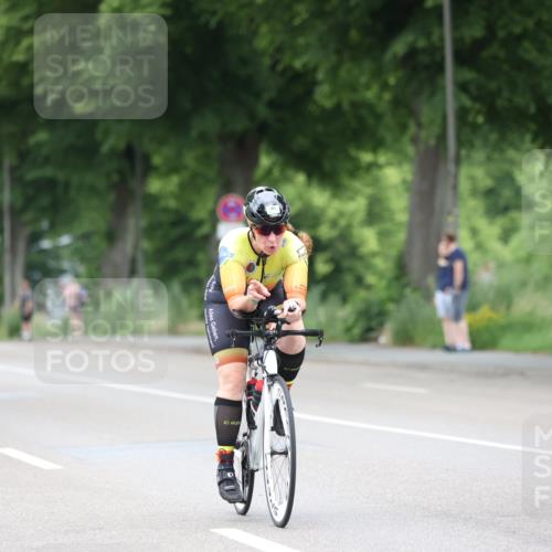 15.06.2025 - 7 Türme Triathlon Yannick Fuchs http://msf.ph/oto/7988588 15.06.2025 11:45:32 Radfahren 256, 265, 302 meine-sportfotos.de