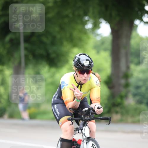 15.06.2025 - 7 Türme Triathlon Yannick Fuchs http://msf.ph/oto/7988605 15.06.2025 11:45:33 Radfahren 256, 260, 265, 302 meine-sportfotos.de