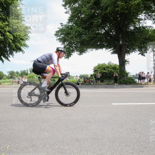 15.06.2025 - 7 Türme Triathlon Yannick Fuchs http://msf.ph/oto/7988631 15.06.2025 12:56:50 Radfahren 592, 1133 meine-sportfotos.de