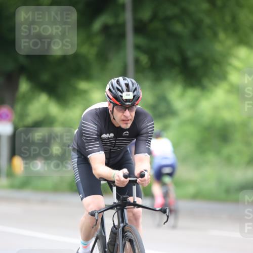 15.06.2025 - 7 Türme Triathlon Yannick Fuchs http://msf.ph/oto/7988683 15.06.2025 11:45:39 Radfahren 245, 256, 260, 301 meine-sportfotos.de