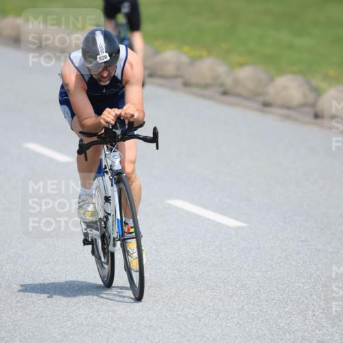 21.06.2025 - 27. Vierlanden-Triathlon H.Heesch http://msf.ph/oto/7988756 15.06.2025 11:44:01 Radfahren 163, 683, 691, 793, 820 meine-sportfotos.de