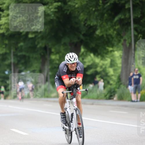 15.06.2025 - 7 Türme Triathlon Yannick Fuchs http://msf.ph/oto/7988794 15.06.2025 11:45:44 Radfahren 232, 245, 301 meine-sportfotos.de