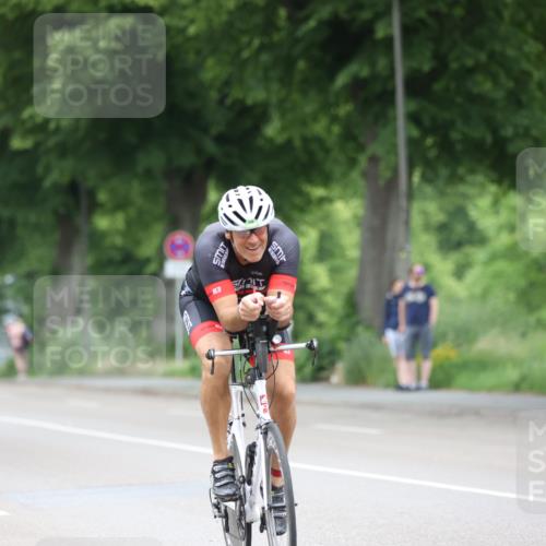 15.06.2025 - 7 Türme Triathlon Yannick Fuchs http://msf.ph/oto/7988800 15.06.2025 11:45:44 Radfahren 232, 245, 301 meine-sportfotos.de