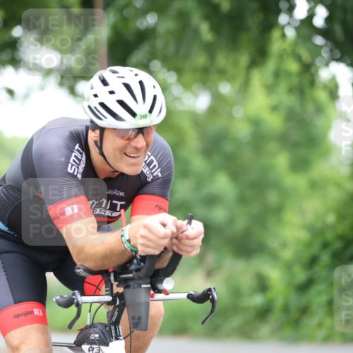 15.06.2025 - 7 Türme Triathlon Yannick Fuchs http://msf.ph/oto/7988826 15.06.2025 11:45:45 Radfahren 232, 245, 301 meine-sportfotos.de