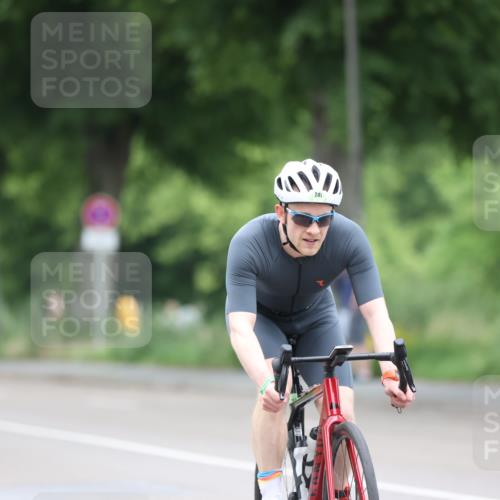 15.06.2025 - 7 Türme Triathlon Yannick Fuchs http://msf.ph/oto/7988861 15.06.2025 11:46:00 Radfahren 208, 241, 273 meine-sportfotos.de