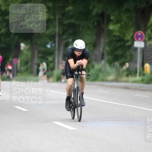15.06.2025 - 7 Türme Triathlon Yannick Fuchs http://msf.ph/oto/7988901 15.06.2025 11:46:02 Radfahren 208, 241, 273 meine-sportfotos.de