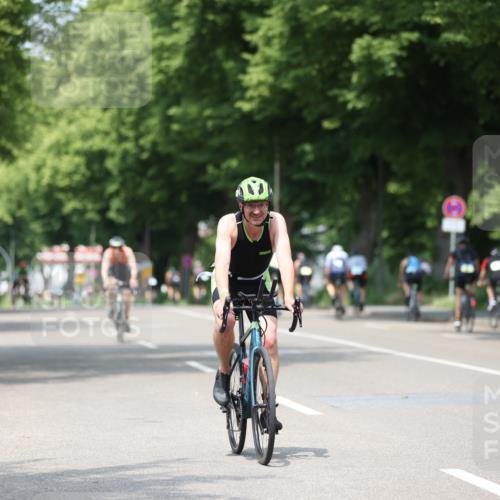 15.06.2025 - 7 Türme Triathlon Yannick Fuchs http://msf.ph/oto/7988919 15.06.2025 13:00:44 Radfahren 234, 327, 361, 579, 641, 927, 992, 1169 meine-sportfotos.de