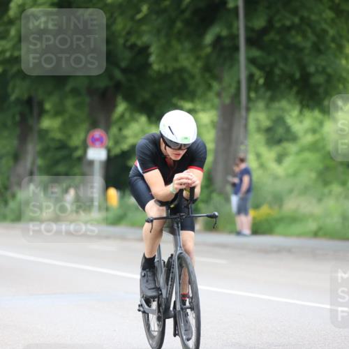 15.06.2025 - 7 Türme Triathlon Yannick Fuchs http://msf.ph/oto/7988920 15.06.2025 11:46:03 Radfahren 208, 241, 273 meine-sportfotos.de