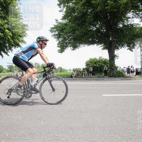 15.06.2025 - 7 Türme Triathlon Yannick Fuchs http://msf.ph/oto/7988961 15.06.2025 12:59:09 Radfahren 361, 503, 515, 579, 639, 647, 919, 1071 meine-sportfotos.de