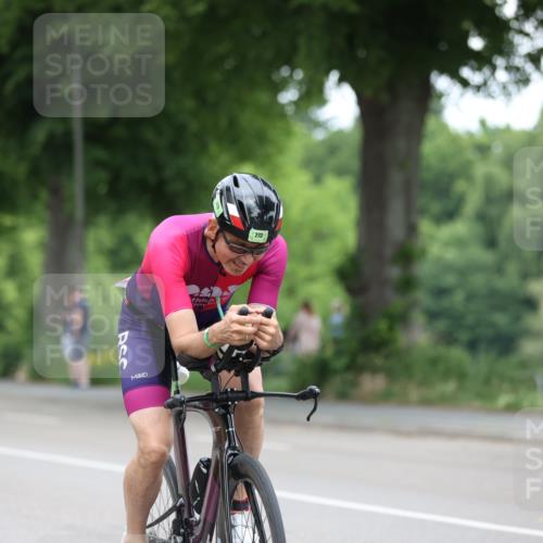 15.06.2025 - 7 Türme Triathlon Yannick Fuchs http://msf.ph/oto/7988965 15.06.2025 11:46:05 Radfahren 208, 273 meine-sportfotos.de