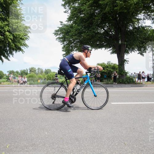 15.06.2025 - 7 Türme Triathlon Yannick Fuchs http://msf.ph/oto/7988967 15.06.2025 12:59:18 Radfahren 237, 298, 467, 503, 515, 745, 763, 1075 meine-sportfotos.de