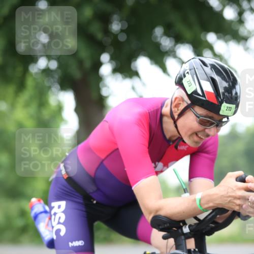 15.06.2025 - 7 Türme Triathlon Yannick Fuchs http://msf.ph/oto/7988984 15.06.2025 11:46:05 Radfahren 208, 273 meine-sportfotos.de