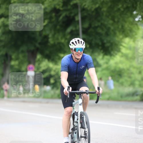 15.06.2025 - 7 Türme Triathlon Yannick Fuchs http://msf.ph/oto/7989041 15.06.2025 11:46:16 Radfahren 247, 309, 315 meine-sportfotos.de