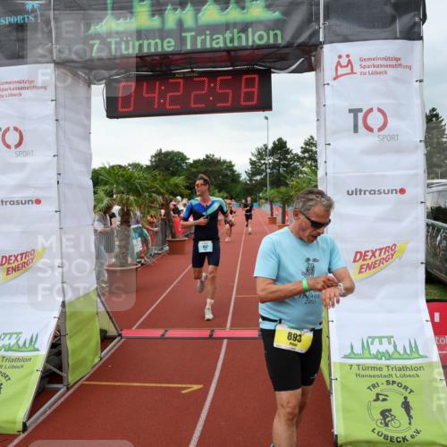 15.06.2025 - 7 Türme Triathlon Michael Strokosch http://msf.ph/oto/7989053 15.06.2025 14:22:57 Ziel 373, 437, 510, 754, 761, 820, 893, 946, 958 meine-sportfotos.de