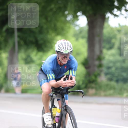 15.06.2025 - 7 Türme Triathlon Yannick Fuchs http://msf.ph/oto/7989074 15.06.2025 11:46:17 Radfahren 247, 309, 315 meine-sportfotos.de