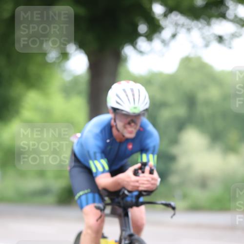 15.06.2025 - 7 Türme Triathlon Yannick Fuchs http://msf.ph/oto/7989077 15.06.2025 11:46:17 Radfahren 247, 309, 315 meine-sportfotos.de