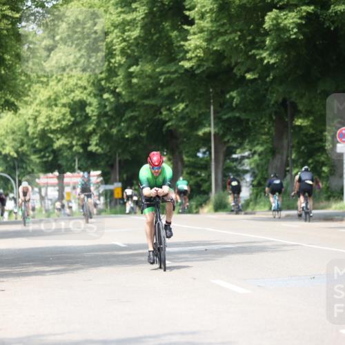15.06.2025 - 7 Türme Triathlon Yannick Fuchs http://msf.ph/oto/7989105 15.06.2025 13:00:50 Radfahren 298, 327, 361, 376, 398, 467, 467, 515, 524, 641, 804, 846, 927, 1070, 1169 meine-sportfotos.de