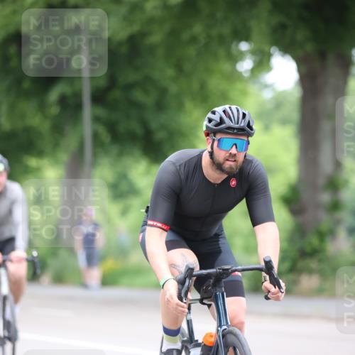 15.06.2025 - 7 Türme Triathlon Yannick Fuchs http://msf.ph/oto/7989121 15.06.2025 11:46:21 Radfahren 235, 309, 315 meine-sportfotos.de