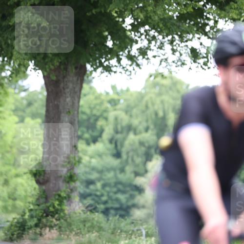 15.06.2025 - 7 Türme Triathlon Yannick Fuchs http://msf.ph/oto/7989167 15.06.2025 11:46:23 Radfahren 235, 315 meine-sportfotos.de
