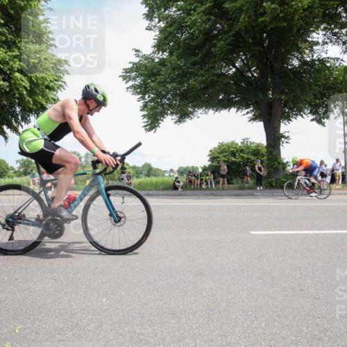 15.06.2025 - 7 Türme Triathlon Yannick Fuchs http://msf.ph/oto/7989176 15.06.2025 13:00:45 Radfahren 234, 327, 361, 398, 579, 641, 927, 992, 1169 meine-sportfotos.de