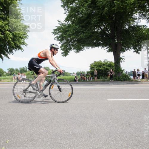 15.06.2025 - 7 Türme Triathlon Yannick Fuchs http://msf.ph/oto/7989188 15.06.2025 13:00:47 Radfahren 298, 327, 361, 376, 398, 467, 467, 515, 641, 804, 846, 927, 1070, 1169 meine-sportfotos.de