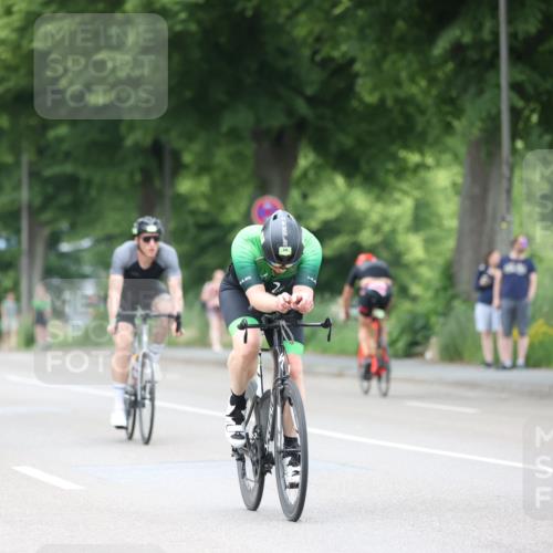 15.06.2025 - 7 Türme Triathlon Yannick Fuchs http://msf.ph/oto/7989192 15.06.2025 11:46:24 Radfahren 202, 235, 315 meine-sportfotos.de