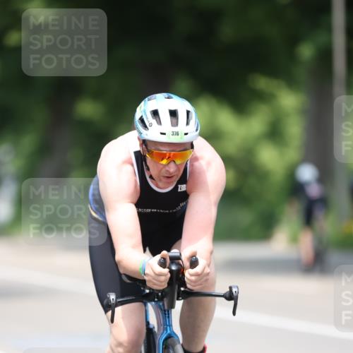 15.06.2025 - 7 Türme Triathlon Yannick Fuchs http://msf.ph/oto/7989196 15.06.2025 13:00:55 Radfahren 298, 376, 398, 467, 467, 515, 524, 545, 774, 804, 846, 872, 1028, 1070, 1091 meine-sportfotos.de