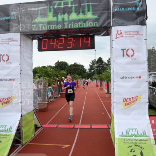 15.06.2025 - 7 Türme Triathlon Michael Strokosch http://msf.ph/oto/7989298 15.06.2025 14:23:14 Ziel 1058, 1089, 1099 meine-sportfotos.de