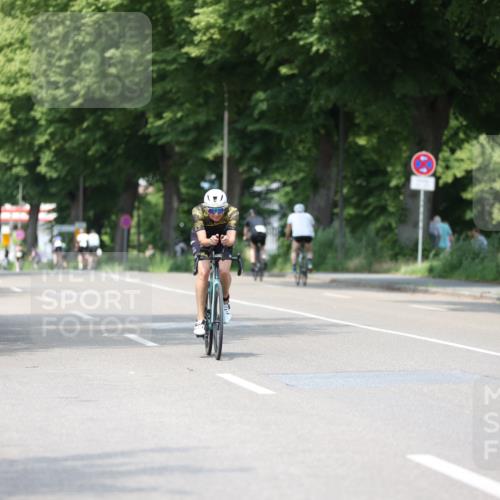 15.06.2025 - 7 Türme Triathlon Yannick Fuchs http://msf.ph/oto/7989307 15.06.2025 13:01:25 Radfahren 441, 564, 582, 596, 625, 786, 793, 910, 913, 1064, 1087 meine-sportfotos.de
