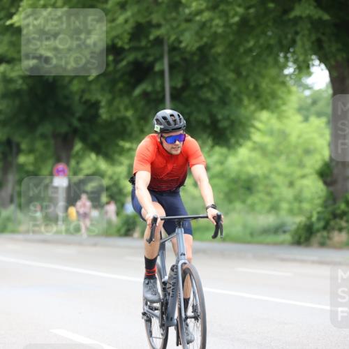 15.06.2025 - 7 Türme Triathlon Yannick Fuchs http://msf.ph/oto/7989326 15.06.2025 11:46:32 Radfahren 202, 308 meine-sportfotos.de