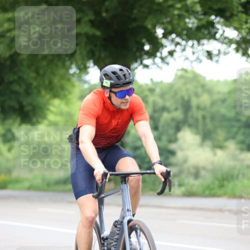 15.06.2025 - 7 Türme Triathlon Yannick Fuchs http://msf.ph/oto/7989339 15.06.2025 11:46:33 Radfahren 202, 308 meine-sportfotos.de