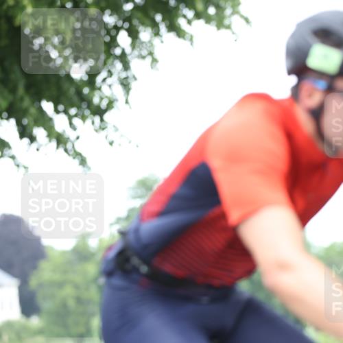 15.06.2025 - 7 Türme Triathlon Yannick Fuchs http://msf.ph/oto/7989358 15.06.2025 11:46:33 Radfahren 202, 308 meine-sportfotos.de