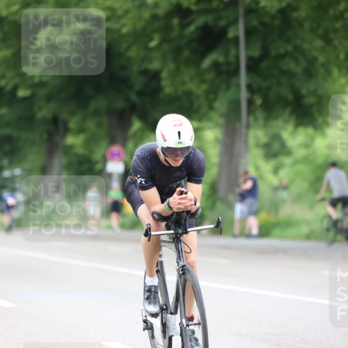15.06.2025 - 7 Türme Triathlon Yannick Fuchs http://msf.ph/oto/7989419 15.06.2025 11:46:56 Radfahren 257, 291 meine-sportfotos.de