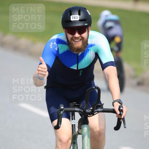 21.06.2025 - 27. Vierlanden-Triathlon H.Heesch http://msf.ph/oto/7989464 15.06.2025 11:47:07 Radfahren 647, 696, 710, 717, 722, 734, 763 meine-sportfotos.de