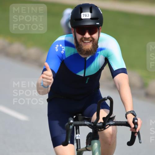 21.06.2025 - 27. Vierlanden-Triathlon H.Heesch http://msf.ph/oto/7989472 15.06.2025 11:47:07 Radfahren 647, 696, 710, 717, 722, 734, 763 meine-sportfotos.de
